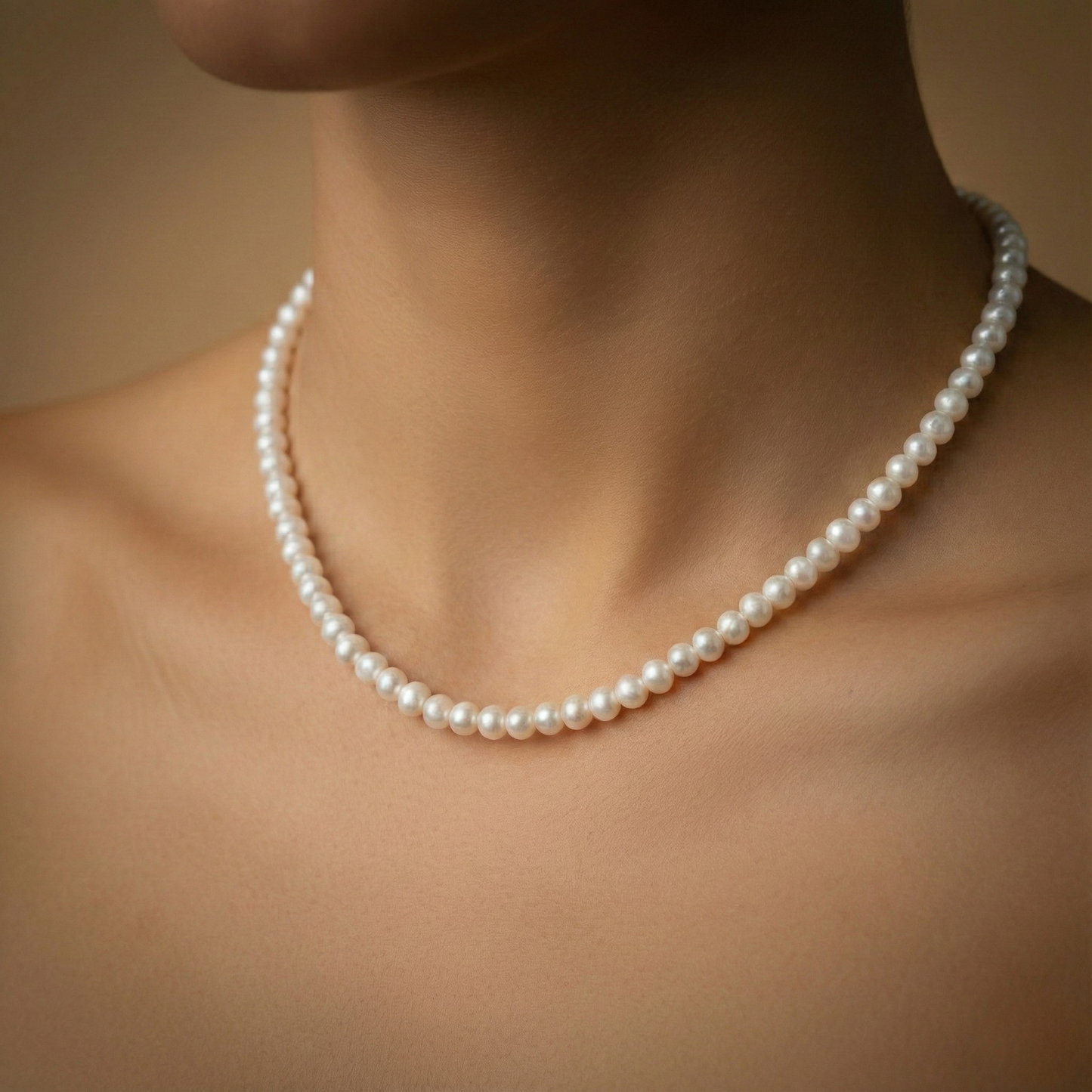 The Clover Pearl Strand